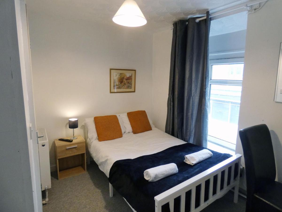 Bridge Street En Suite Rooms Merthyr Tydfil Dış mekan fotoğraf