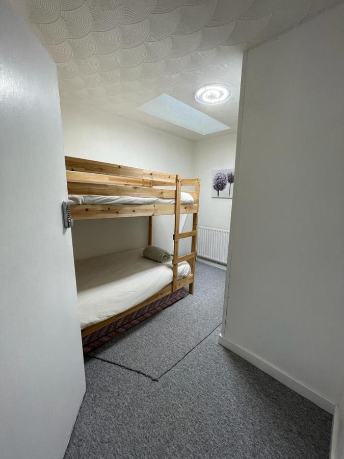Bridge Street En Suite Rooms Merthyr Tydfil Dış mekan fotoğraf